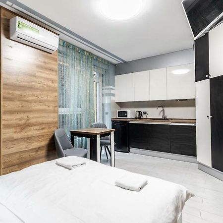 Balabana Red Apartment Lviv Ngoại thất bức ảnh