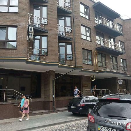 Balabana Red Apartment Lviv Ngoại thất bức ảnh