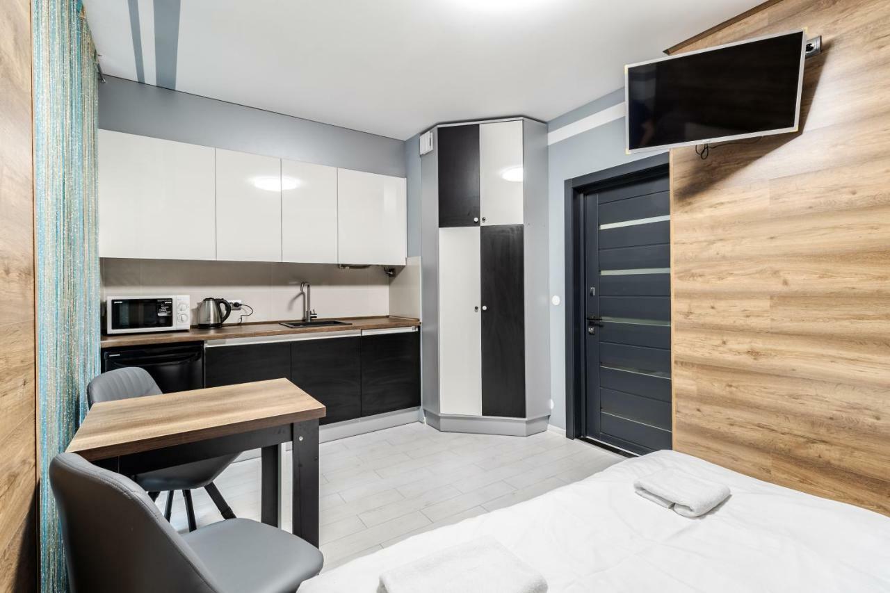 Balabana Red Apartment Lviv Ngoại thất bức ảnh